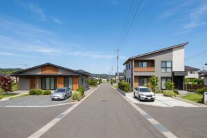 平屋と2階建て、どちらが暮らしやすい？生活動線で比較してわかる違い