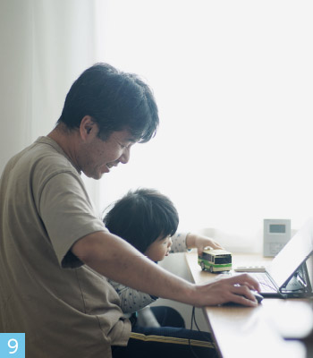 家族でシェアできるワークスペース。子どもの宿題を見てあげる場所としても最適です。